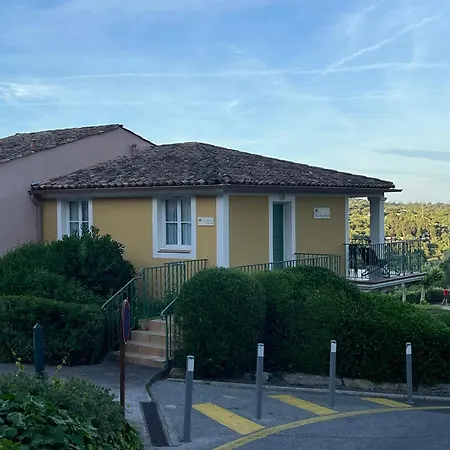 Les Restanques Du Golfe De Saint-tropez グリモー