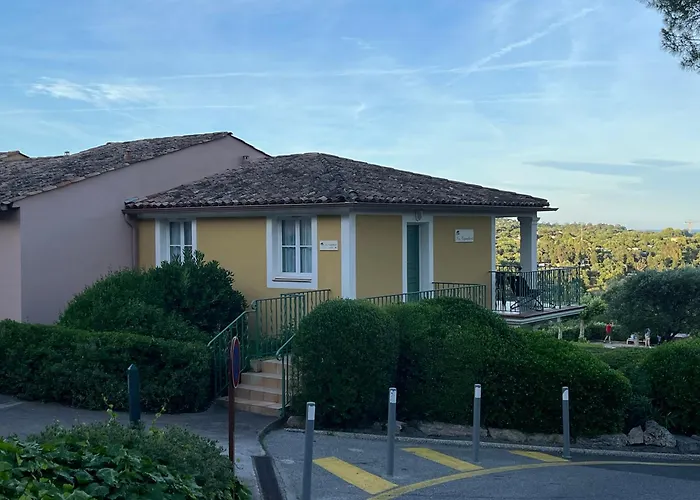 Les Restanques Du Golfe De Saint-tropez Grimaud